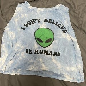 I don’t believe in humans Tshirt